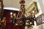 Люстра с резными фигурами 19 век