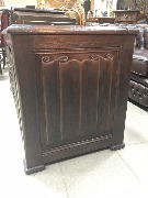Антикварный старинный сундук с резьбой