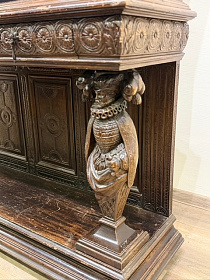 Антикварный кабинетный шкаф, 1880 год