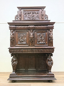 Антикварный кабинетный шкаф, 1880 год