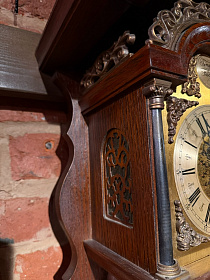Голландские часы с боем и маятником, Tempus Fugit