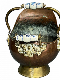 Большой зольник из меди, бронзы, керамики