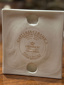 Фарфоровая плакетка Villeroy & Boch «Нанетта Каула»